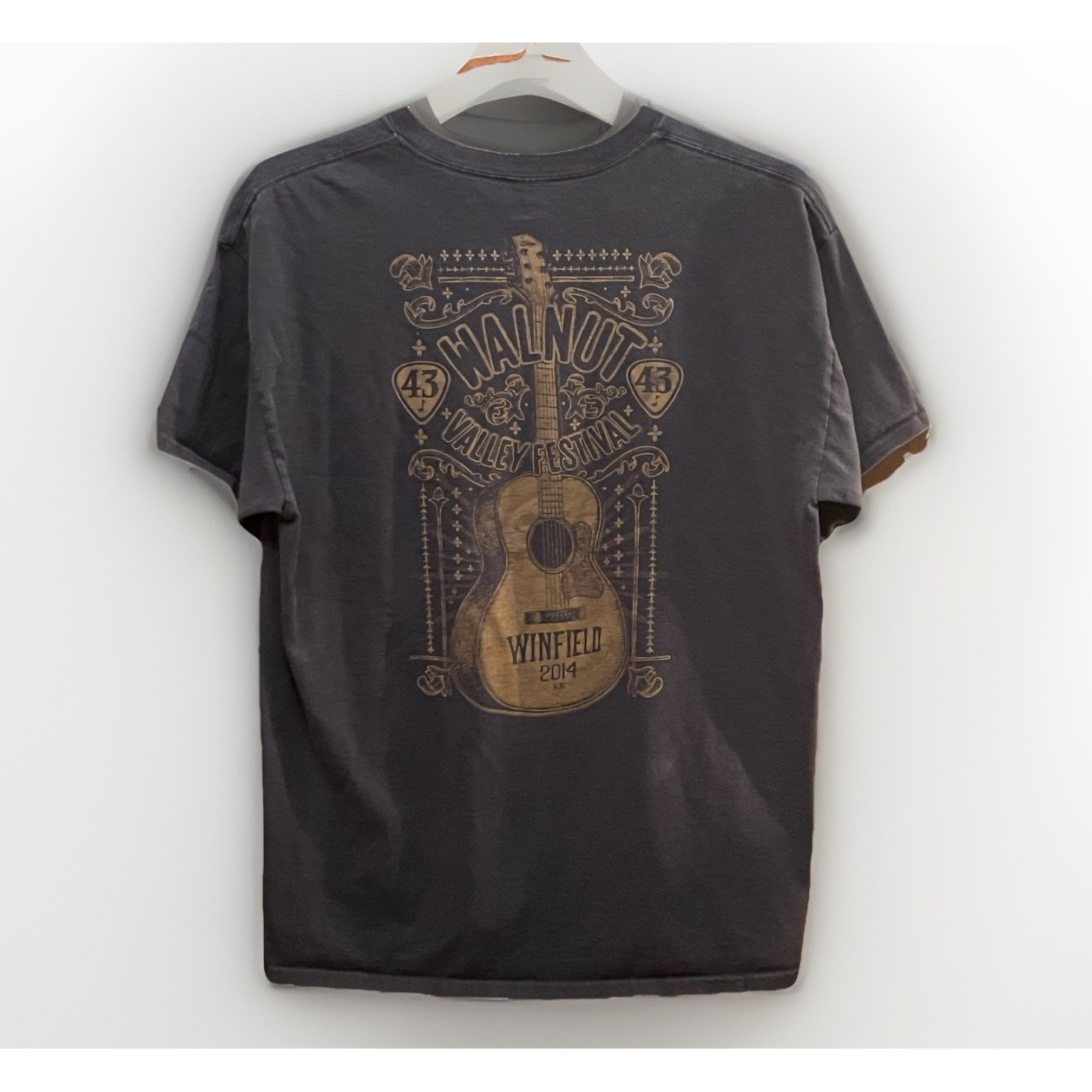 Walnut Valley Festival 2014 T-Shirt 43rd Winfield Kansas Acoustic Guitar Large L